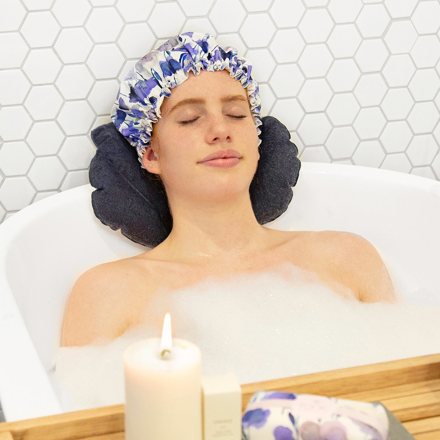 Bath Pillow - Storm